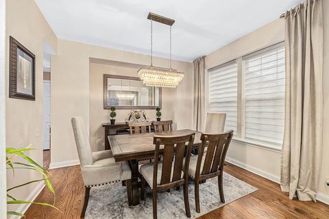 1910 Capri Dr, Aurora, IL 60503 photo 4