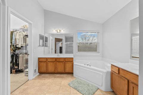 1910 Capri Dr, Aurora, IL 60503 photo 24