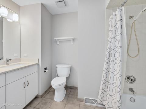 223 Waterford Dr, Willowbrook, IL 60527 photo 20