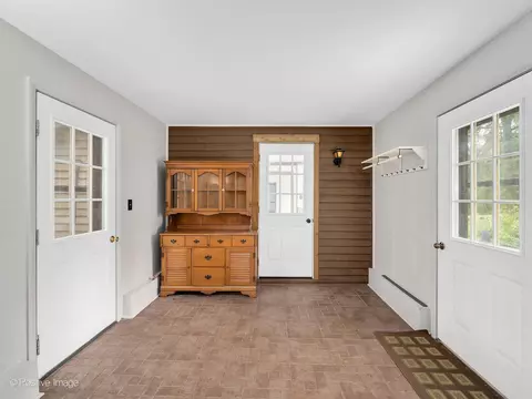 1917 August Ln, Mchenry, IL 60051 photo 13