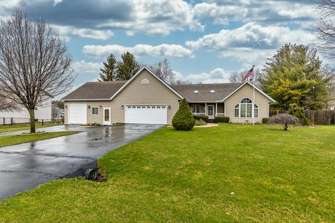 5944 Targee Trl, Roscoe, IL 61073 photo 2