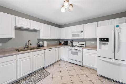 3113 Cypress Ct, Mchenry, IL 60051 photo 7