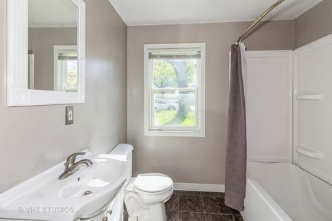 836 2nd Ave, Aurora, IL 60505 photo 6