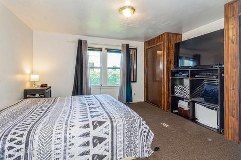 836 2nd Ave, Aurora, IL 60505 photo 4