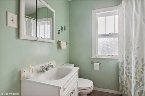 951 Rose Ave, Des Plaines, IL 60016 photo 9
