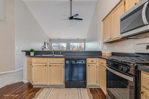 1012 Spring Ct, Darien, IL 60561 photo 8