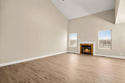 1033 Bentley Ln, Bartlett, IL 60103 photo 4