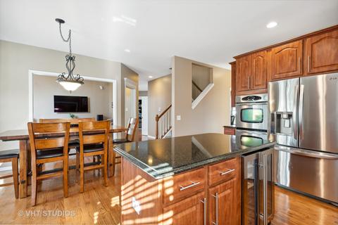 2071 Tunbridge Trl, Algonquin, IL 60102 photo 16