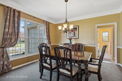2071 Tunbridge Trl, Algonquin, IL 60102 photo 28