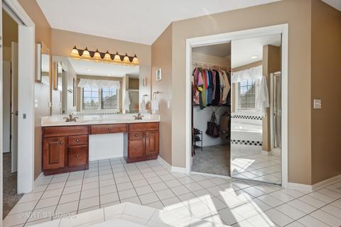 2071 Tunbridge Trl, Algonquin, IL 60102 photo 40