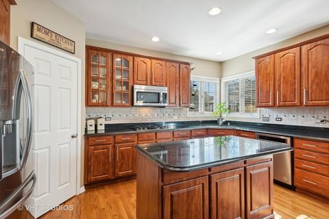 2071 Tunbridge Trl, Algonquin, IL 60102 photo 15