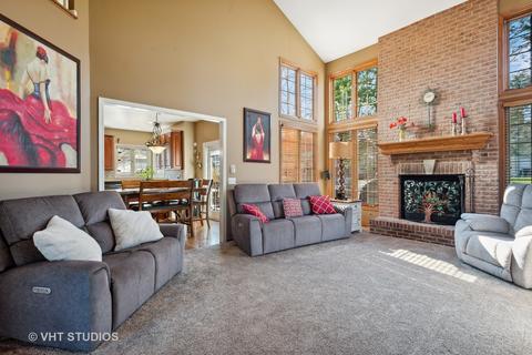 2071 Tunbridge Trl, Algonquin, IL 60102 photo 19