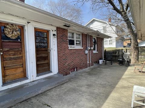1402 W Springfield Ave, Champaign, IL 61821 photo 4