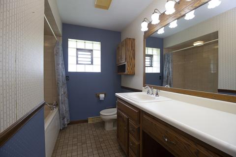 188 E 34th St, Steger, IL 60475 photo 10