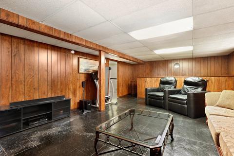 12920 S Lowe Ave, Chicago, IL 60628 photo 20