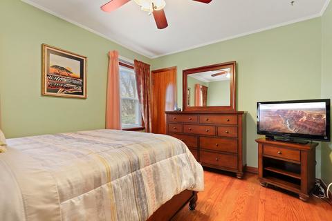 12920 S Lowe Ave, Chicago, IL 60628 photo 15