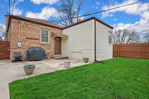 12920 S Lowe Ave, Chicago, IL 60628 photo 24
