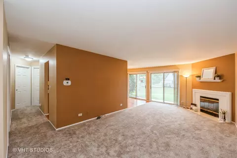 1604 Brittany Ct #A1, Wheeling, IL 60090 photo 3