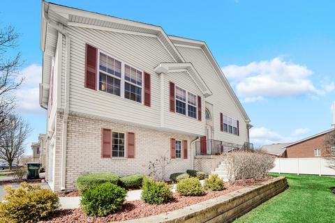 6830 Oak View Ct, Oak Forest, IL 60452 photo 1