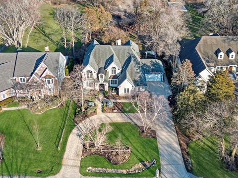 2 S523 Madison Ave, Warrenville, IL 60555