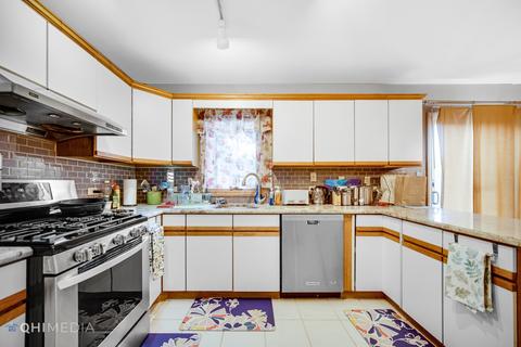 10517 Oconnell Ave, Mokena, IL 60448 photo 3