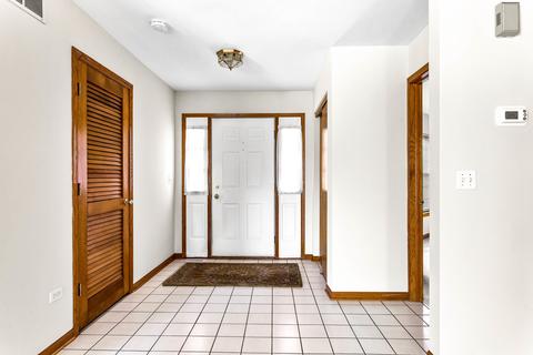 13343 Red Cedar Ln, Plainfield, IL 60544 photo 2