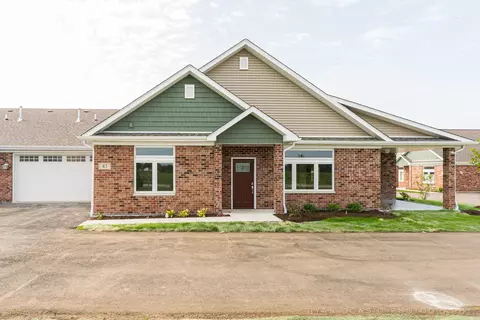 68 Briden Ln #68, Sycamore, IL 60178