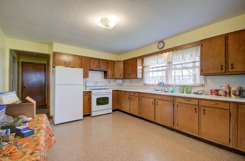 385 N Higgins Rd, Morris, IL 60450 photo 7