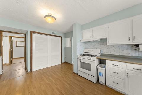 14616 Millard Ave, Midlothian, IL 60445 photo 10