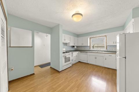 14616 Millard Ave, Midlothian, IL 60445 photo 8