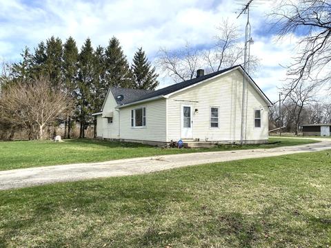 2461 N 16000w Rd, Reddick, IL 60961 photo 2