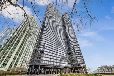 155 N Harbor Dr #5007, Chicago, IL 60601