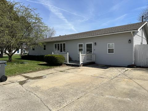 217 N Mill St, Camargo, IL 61919 photo 1