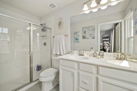41 Nicholas Dr E, Des Plaines, IL 60016 photo 18