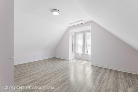 2338 E 78th St, Chicago, IL 60649 photo 13