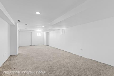 2338 E 78th St, Chicago, IL 60649 photo 16