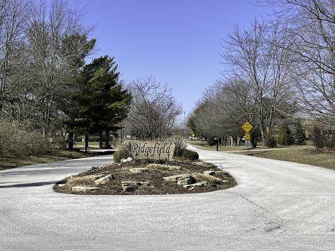 26208 S Victoria Ln, Crete, IL 60417
