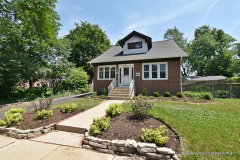 114 S 6th St, Saint Charles, IL 60174