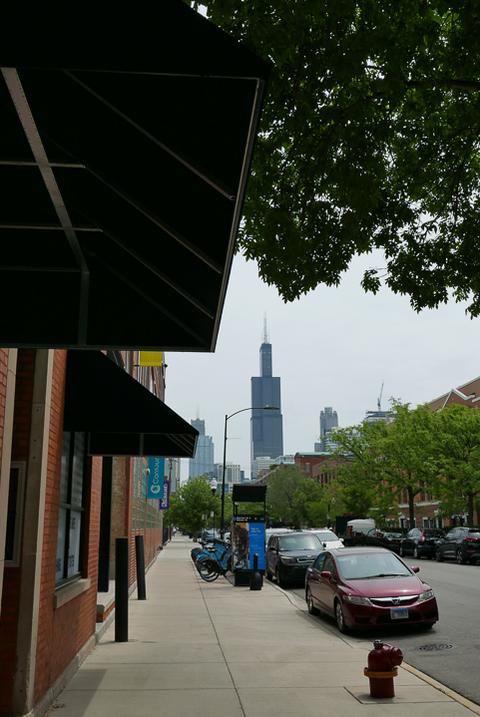 Undisclosed, Chicago, IL 60607 photo 3