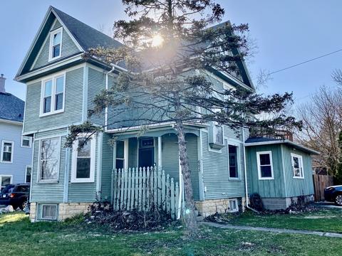 605 S 4th St, Dekalb, IL 60115