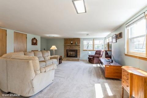 234 Cambridge Rd, Des Plaines, IL 60016 photo 13