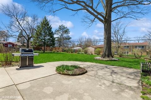 234 Cambridge Rd, Des Plaines, IL 60016 photo 17