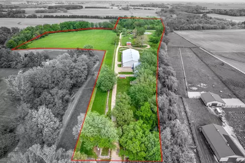 608 Ogee Rd, Earlville, IL 60518