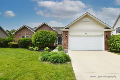 668 Asbury Dr, Aurora, IL 60502