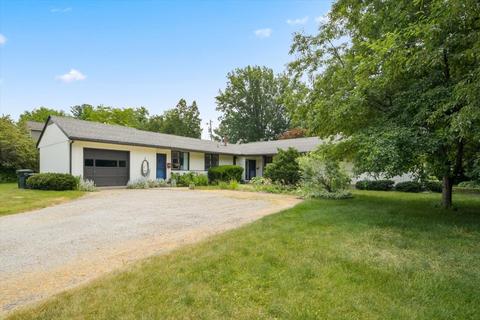 107 W George Huff Dr, Urbana, IL 61801
