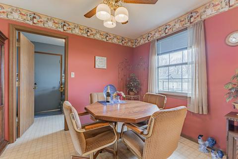 701 Castleton Dr, Champaign, IL 61821 photo 20