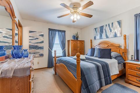701 Castleton Dr, Champaign, IL 61821 photo 15
