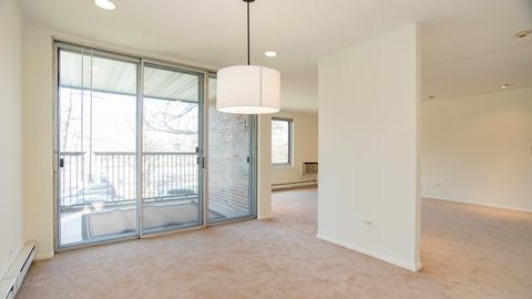 2324 Central St #2D, Evanston, IL 60201 photo 4