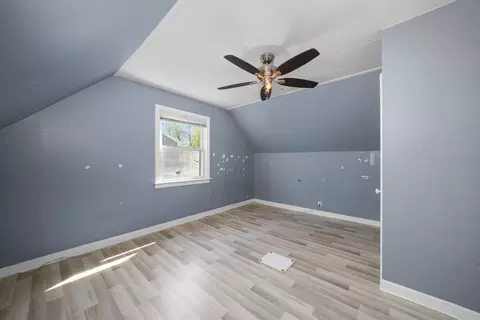 273 S Warrington Rd, Des Plaines, IL 60016 photo 18