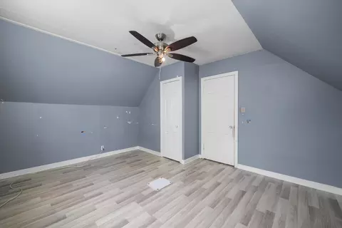 273 S Warrington Rd, Des Plaines, IL 60016 photo 19